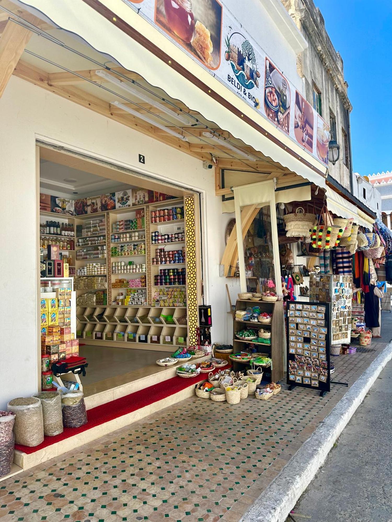 Asilah Vip - Haut Standing - Vue Mer - Piscines - Plage A 5 Minute - Garage Privee - Acces Pmr المظهر الخارجي الصورة